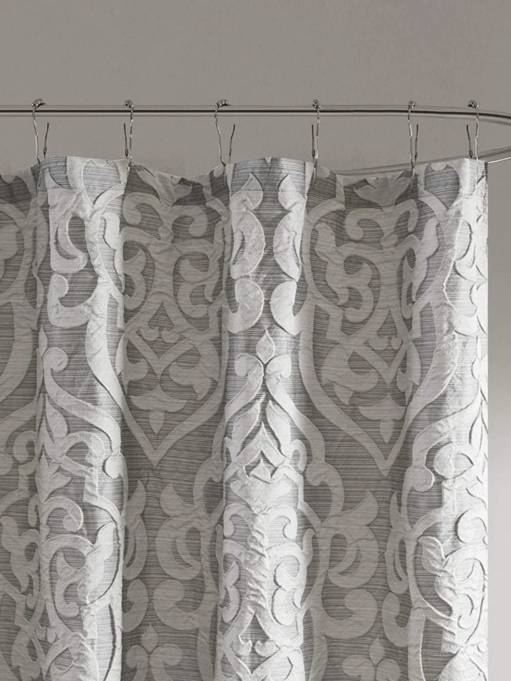Modern Bathroom Shower Curtain by Madison Park (Like New)